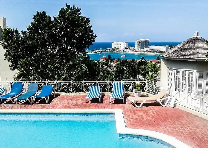 Skycastles Apartment Ocho Rios